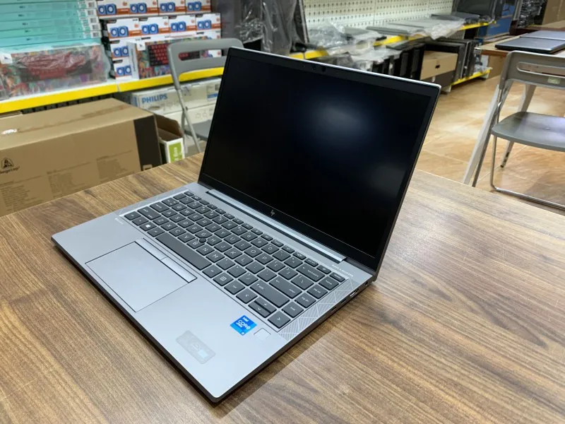 HP ZBook Firefly 14 G8 giá rẻ nhất