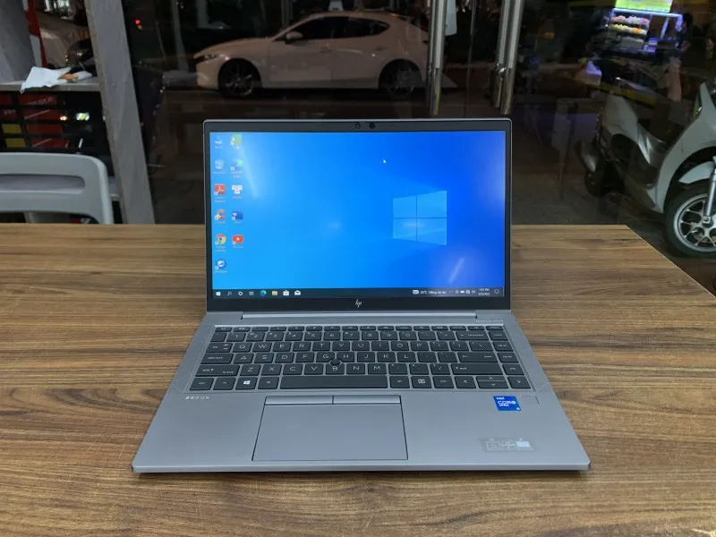 HP ZBook Firefly 14 G8 bền